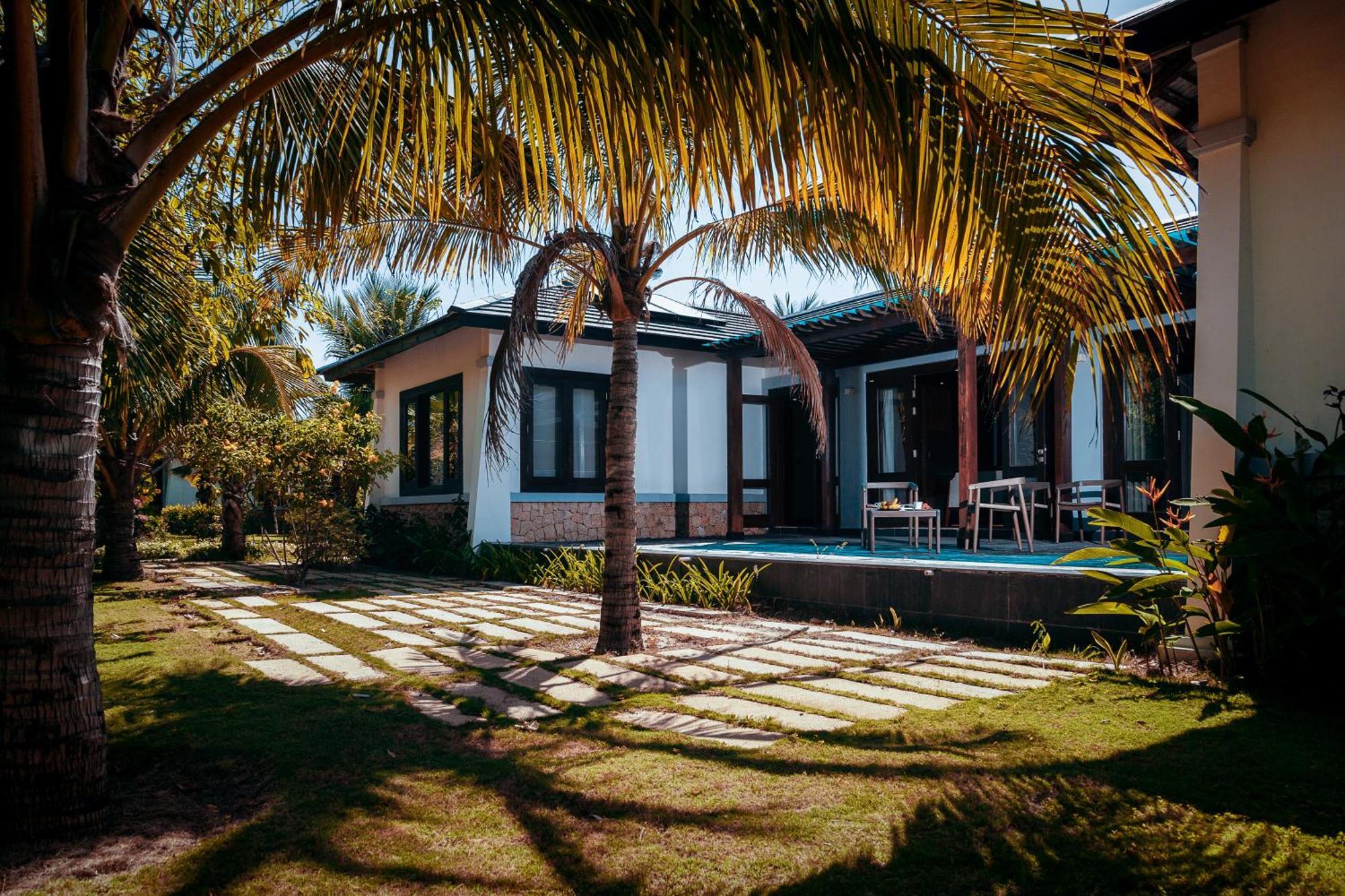Duyen Ha Resort Кам Ран Екстериор снимка